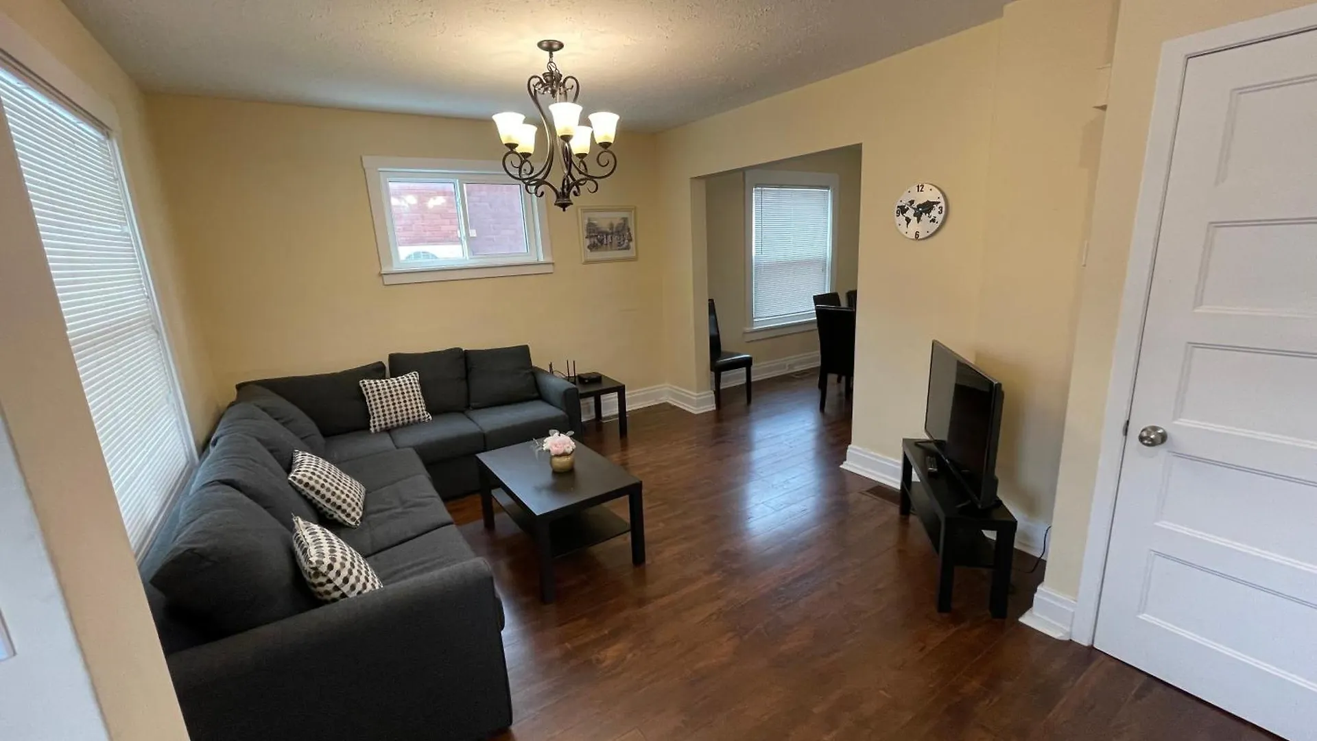 Holiday home Falls Family House 5 Min Walk To Casino Falls All Attractions!! Niagara Falls